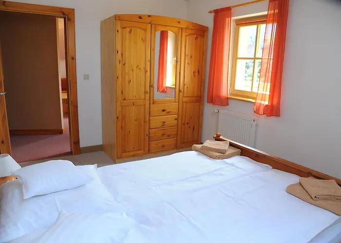 Tyrolska Zagroda - 50m2 Z Wlasnym Balkonem Lub Tarasem, Blisko Sklep, Dobry Dojazd, Duzy Parking, Pkp 15min, Pks 5min Karpacz